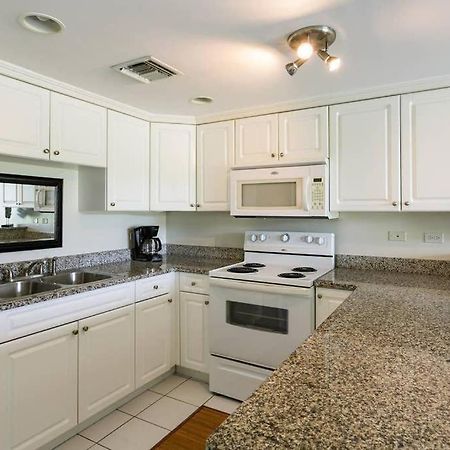 Beach Living At Island Pine Villas Blp Джорджтаун Екстер'єр фото