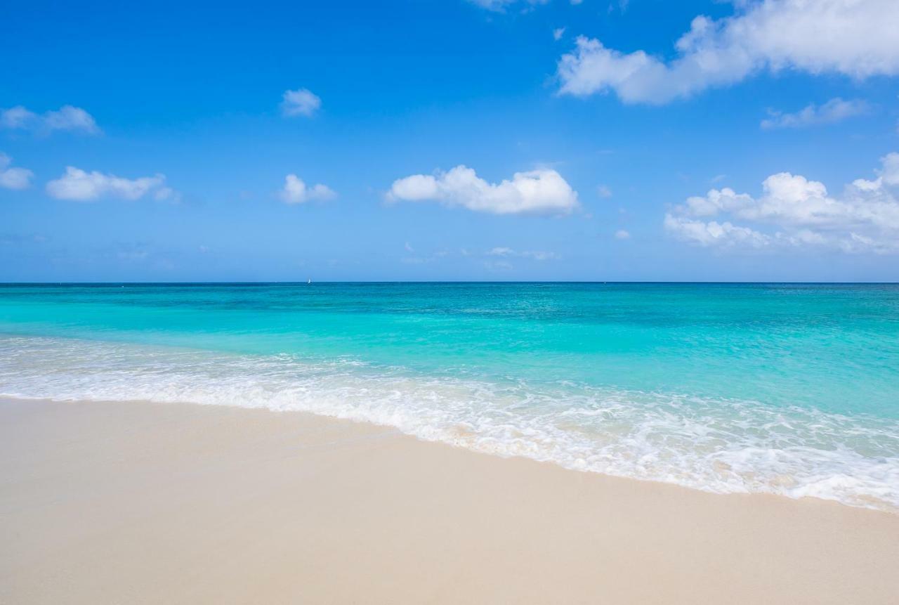 Beach Living At Island Pine Villas Blp Джорджтаун Екстер'єр фото